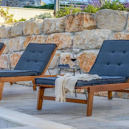 Botra Maria Luxury By Interhome *