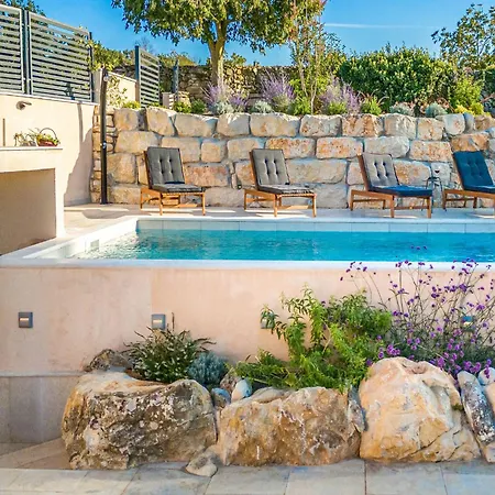 Feriehus Botra Maria Luxury By Interhome
